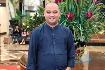 Aktor Sandy Permana tewas dengan kondisi berlumuran darah di pinggir Jalan Cibarusah, Bekasi, Jawa Barat, Minggu (12/1) pagi.