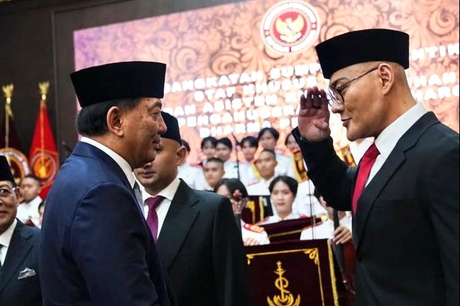 Deddy Corbuzier dilantik sebagai Staf Khusus Menteri Pertahanan, Selasa (11/2/2025). Foto: Instagram/@dc.kemhan