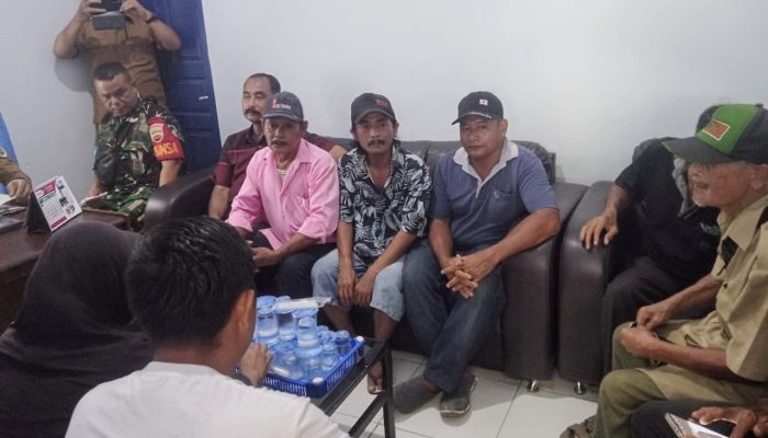 Dugaan Perselingkuhan Kades di Tapteng Bikin Warga Geram