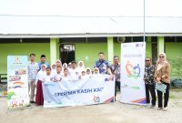 PT KAI menyalurkan bantuan pendidikan untuk sekolah dan rumah ibadah di Sumatera Utara (Sumut). Foto: Dok.PT KAI Divre I Sumut