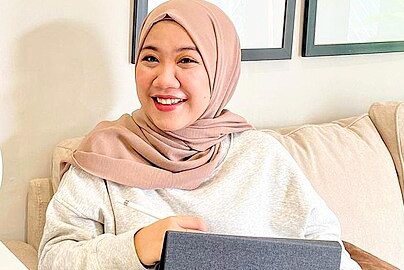 Nadia Fairuz Omara, seorang kreator konten di YouTube yang telah memiliki 11 juta pengikut. Foto: Wikimedia