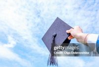 Ilustrasi - Sejumlah orangtua siswa di Medan mengaku menjadi korban penipuan modus masuk Perguruan Tinggi Nasional (PTN). Foto: Getty Images
