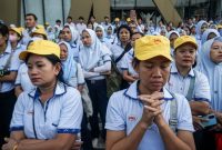 Pemandangan terlihat usai Dinas Perindustrian dan Tenaga Kerja (Disperinaker) Sukoharjo mengumumkan Sritex tutup total per tanggal 1
Maret 2025. (ANTARA FOTO/Mohammad Ayudha).