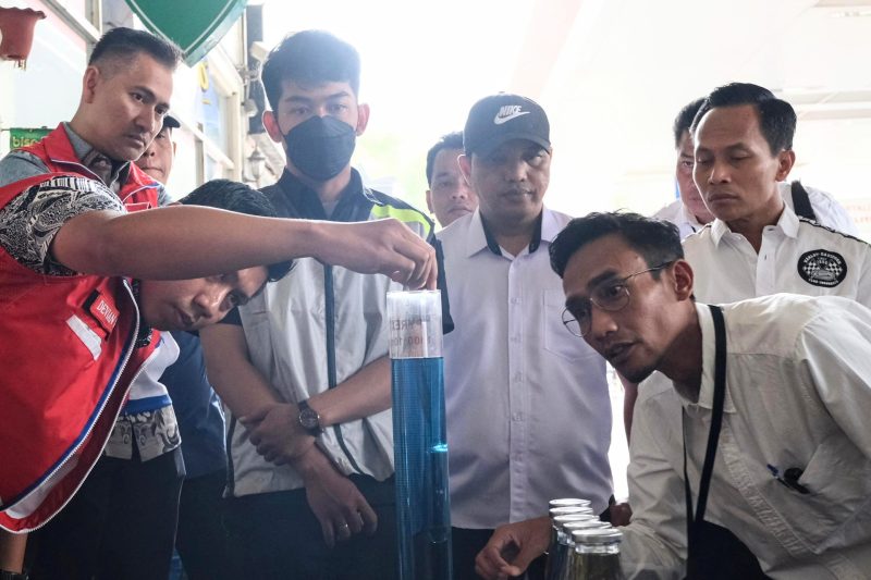 PT Pertamina Patra Niaga Sumbagut bersama stakeholder meninjau kualitas dan kuantitas SPBU di Kota Medan, Sumut. Foto: Dok.PT Pertamina Patra Niaga Sumbagut
