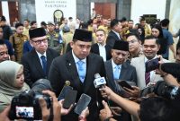 Gubernur Sumut, Bobby Nasution hadiri Sidang Paripurna DPRD Sumut dengan agenda Penyampaian Pidato Sambutan Gubernur Sumut di Ruang Rapat Paripurna DPRD Sumut, Jalan Imam Bonjol, Medan, Senin (3/3). Foto: Diskominfo Sumut