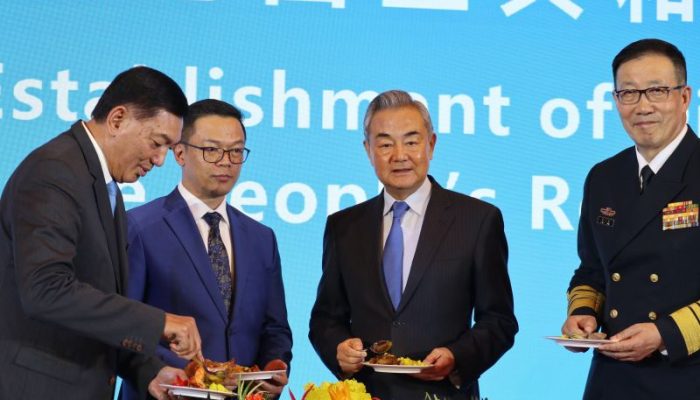 Menlu China: Indonesia Kawan Baik, 75 Tahun Sama-sama Mengalami Suka dan Duka