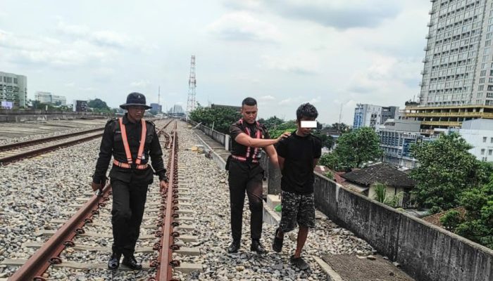 KAI Sumut Tangkap Pencuri Kabel Sinyal dan Telekomunikasi Kereta Api di Medan