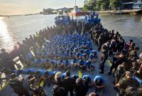 Ditjenpas Kementerian Imigrasi dan Pemasyarakatan (Imipas) memindahkan sebanyak 100 narapidana kasus narkotika asal Riau ke Lembaga Pemasyarakatan (Lapas) dengan pengamanan supermaksimum di Nusakambangan. Foto: Ditjenpas Kementerian Imipas