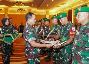 Air Mata Panglima TNI di Hadapan Babinsa: Saya Seperti Lihat Ayah Saya Sendiri