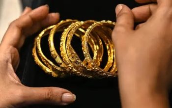 perdagangan Kamis 5 Juni 2025 harga emas perhiasan hari oni telah dirilis secara online. Dan berdasarkan rilisan terbaru, harga emas hari ini dikabarkan naik.