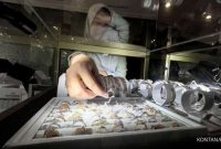 Pada perdagangan hari ini Rabu 18 Juni 2025 harga emas perhiasan dilaporkan stabil, baik pada harga jual maupun harga belinya.