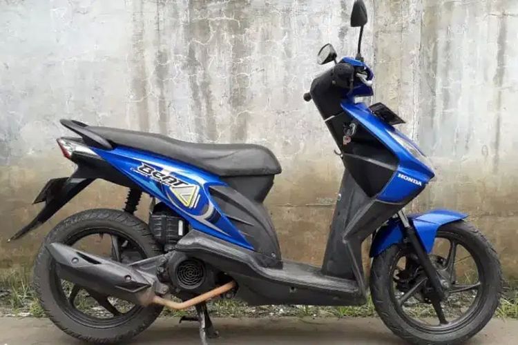 Honda BeAT Karbu memiliki spesifikasi mesin yang handal untuk memberikan performa yang optimal. Motor ini menggunakan mesin 4-stroke dengan teknologi SOHC, dan memiliki kapasitas mesin sebesar 108 cc (110) dengan diameter x langkah sekitar 50 x 55 mm.