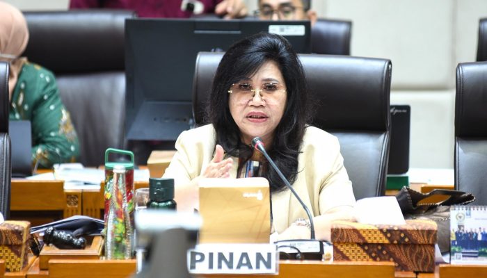 Evita Nursanty Desak Menteri ESDM Evaluasi Izin Tambang Nikel di Raja Ampat: Jangan Tebang Pilih!