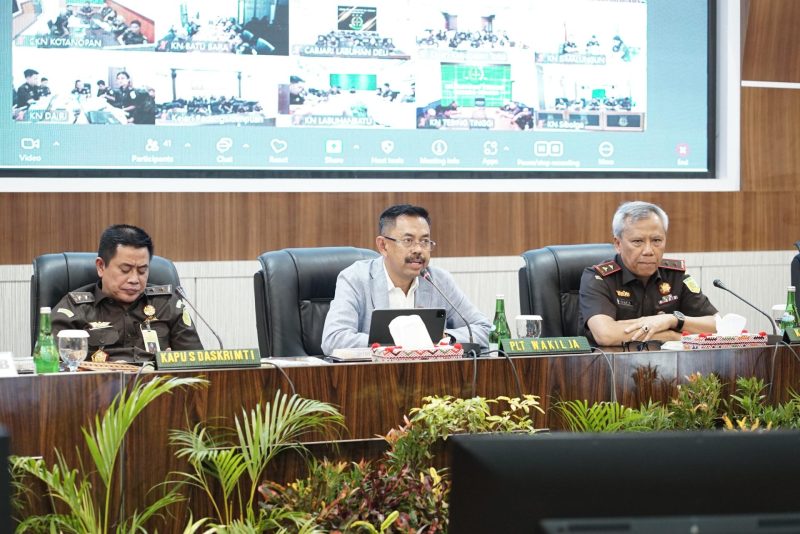 Plt Wakil Jaksa Agung Prof Asep Nana Mulyana, kunker ke Kejati Sumut dalam rangka menuju WBK, Senin (23/6).