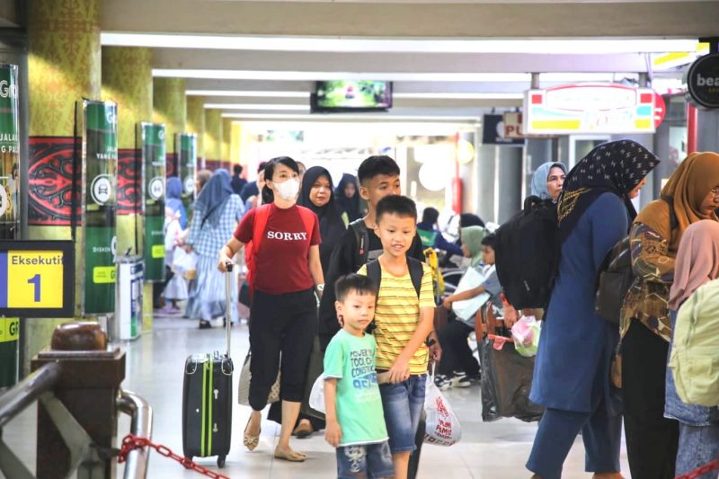 Suasana di Stasiun Kereta Api Medan. Foto: Humas PT KAI Divre I Sumut
