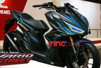 All New Honda Vario Street 160 hadir dengan desain yang mempertahankan unsur sporty dari generasi sebelumnya, namun dengan tambahan sentuhan modern dan elegan.