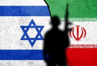Ilustrasi - Bendera Iran dan Israel.