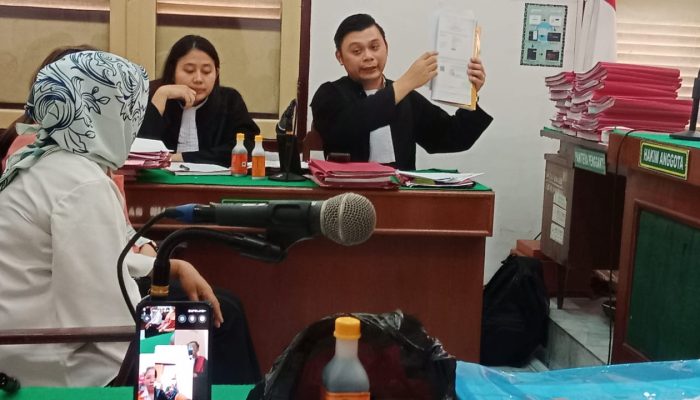 Palsukan Jamu Gosok, Mariah Dituntut 1,5 Tahun Penjara