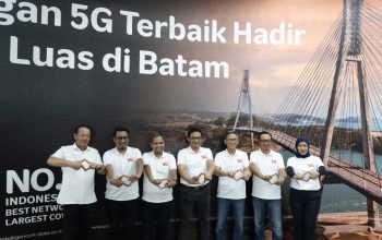 Dengan dukungan 112 BTS 5G Telkomsel di Kota Batam, pelanggan kini dapat menikmati konektivitas 5G contiguous tak terputus, mulai dari kawasan Harbour Bay, Nagoya, dan sekitarnya; Batam Center dan Engkuputri; hingga area Nongsa dan Bandar Udara Internasional Hang Nadim.