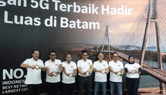 Dari BTS Pertama hingga Hyper 5G Contiguous Tak Terputus di Batam, Telkomsel Rayakan Usia ke-30 dengan Perluas Jaringan 5G yang Didukung Teknologi AI