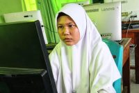 Salah satu santri asal Sumut mengikuti seleksi CBT MQKN 2025, yang berlangsung mulai 17-19 Juni 2025. Foto: M Agustian