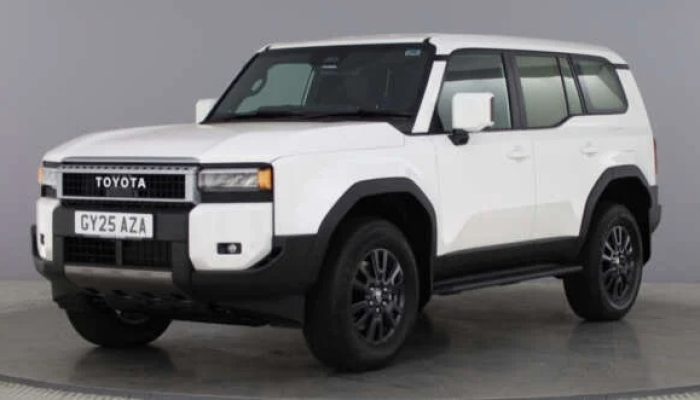 Toyota Luncurkan Land Cruiser Commercial, Versi Van dari Prado Berkapasitas 2.000 Liter