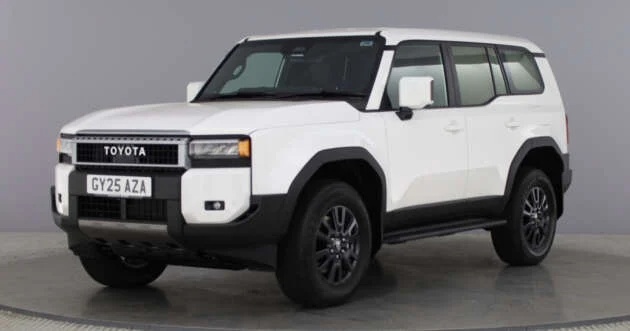 Toyota hadirkan varian baru dari Land Cruiser Prado ala Van.