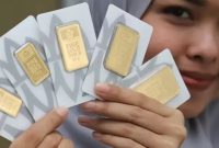 Harga emas Antam itu naik Rp 14.000 jika dibandingkan dengan harga yang dicetak pada Rabu (4/6) yang berada di level Rp 1.924.000 per gram.
