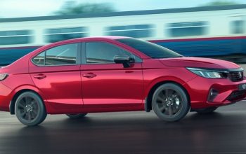 Pabrikan Honda kini kembali meramaikan pasaran otomotif dunia dengan produk mobil sedan terbarunya yaitu Honda City Sport Edition.