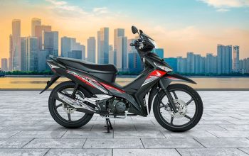 Update Terbaru harga Honda Supra X 125 2025 kini hadir juga dalam pilihan warna golden matte black, energetic red, dan quantum black.