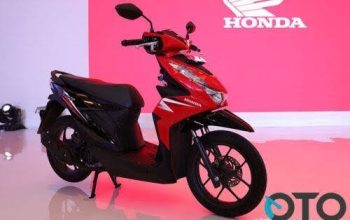 Desain modern dan fitur lengkap membuat Honda BeAT cocok untuk berbagai kalangan, terutama bagi mereka yang mengutamakan kendaraan praktis dan efisien.
