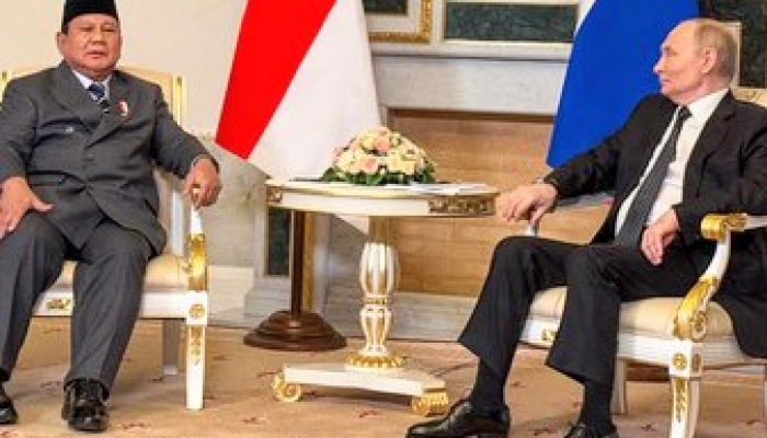 Putin Siap Tambah Pasokan Minyak dan LNG ke Indonesia