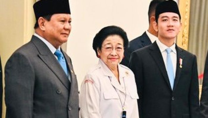 Momen Akrab Gibran dan Megawati di Hari Lahir Pancasila: Saling Sapa dan Canda di Holding Room