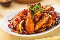 Ayam kecap adalah salah satu resep masakan rumahan yang mudah dibuat dan praktis