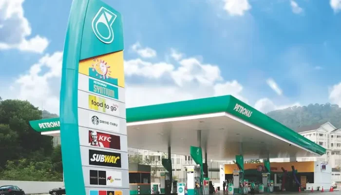 Bikin Warga Indonesia Gigit Jari, Harga BBM Malaysia Mau Turun Menjadi Rp 7.912 per Liter