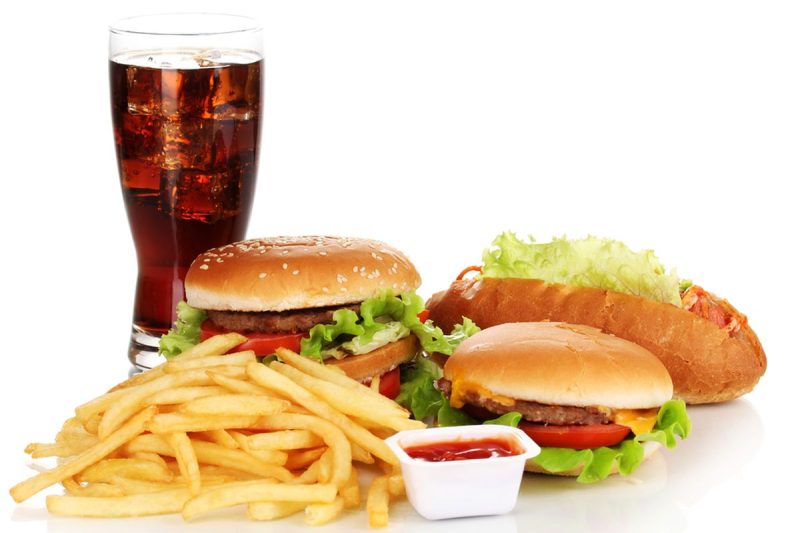 Makanan cepat saji harus dihindari bila anda sudah berusia 30 - 40 tahun
