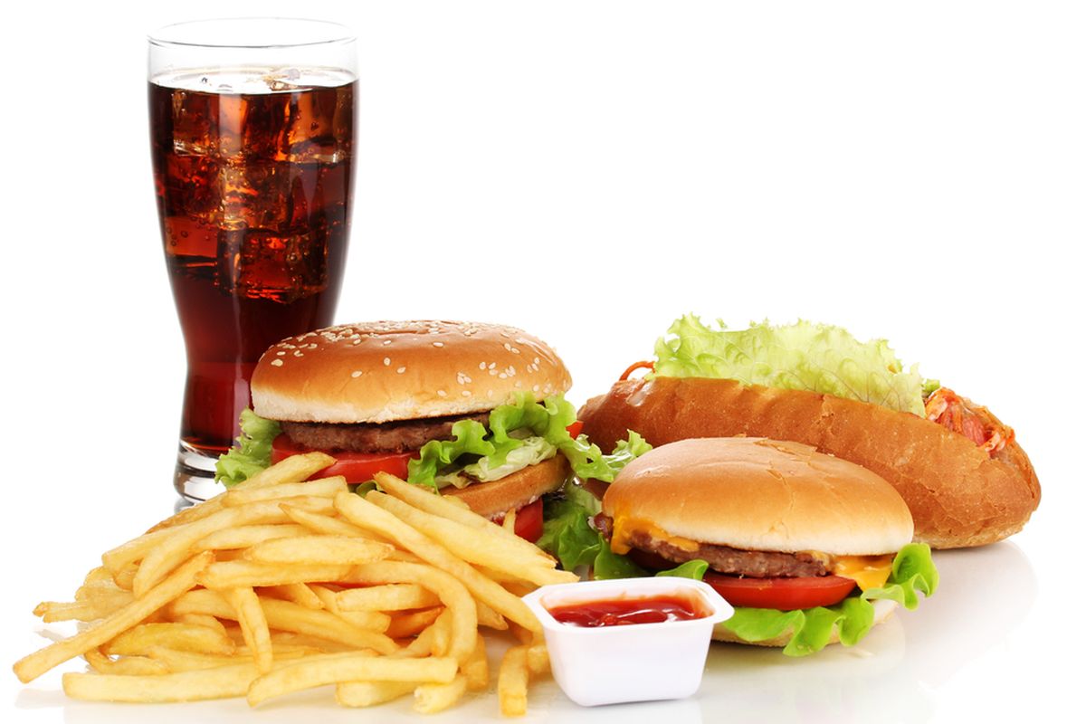 makanan yang harus dihindari saat diet