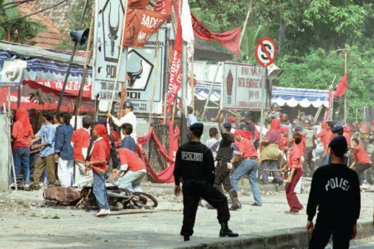 Peristiwa Kudatuli pada 27 Juli 1996
