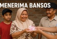 Warga menunjukkan KTP elektronik sebagai syarat utama pencairan Bansos NIK KTP dari pemerintah di tahun 2025. Pastikan data NIK Anda sudah terdaftar di DTKS untuk menerima bantuan sosial tepat sasaran