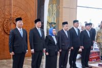 Gubernur Sumut Bobby Nasution melantik 6 pejabat eselon II di VIP Bandara Kualanamu, Kabupaten Deli Serdang, Jumat (11/7).
