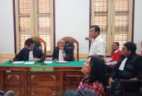 Korban Romauli br Naibaho dihadirkan memberikan keterangan dalam kasus penganiayaan di PN Medan, Selasa (1/7).