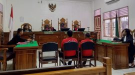 Dua terdakwa kurir sabu menjalani sidang dakwaan di PN Medan, Kamis (31/7/2025).