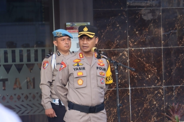 AKBP Yasir Ahmadi saat memimpin apel perdana sebagai Kapolres Tapanuli Selatan (Tapsel).