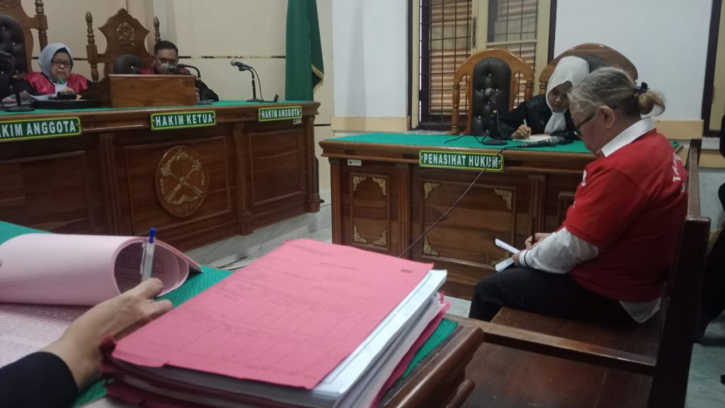 Istri Bunuh Suami Demi Asuransi, Terdakwa Lolos Hukuman Mati