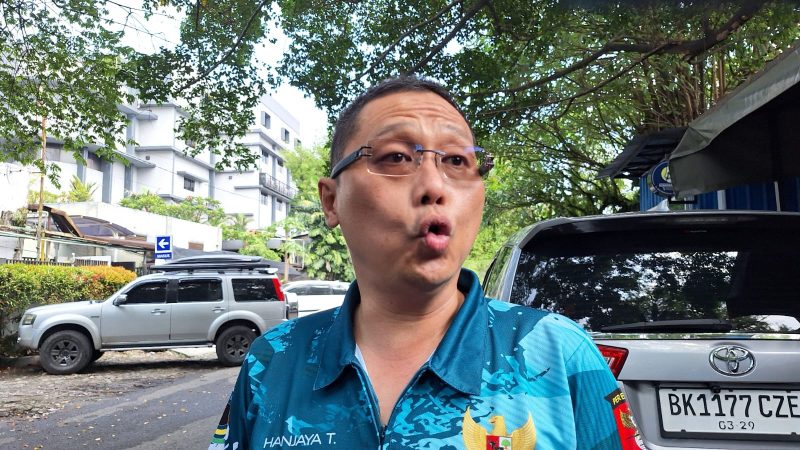 Ketua Humas Perbakin Medan, Hanjaya Tiopan saat memberikan keterangan, Sabtu (5/7).