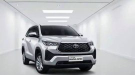 Toyota Innova Zenix Hybrid 2023