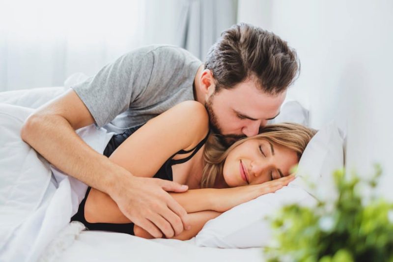 7 rahasia jitu bagi pasangan muda untuk menjalani malam pertama
