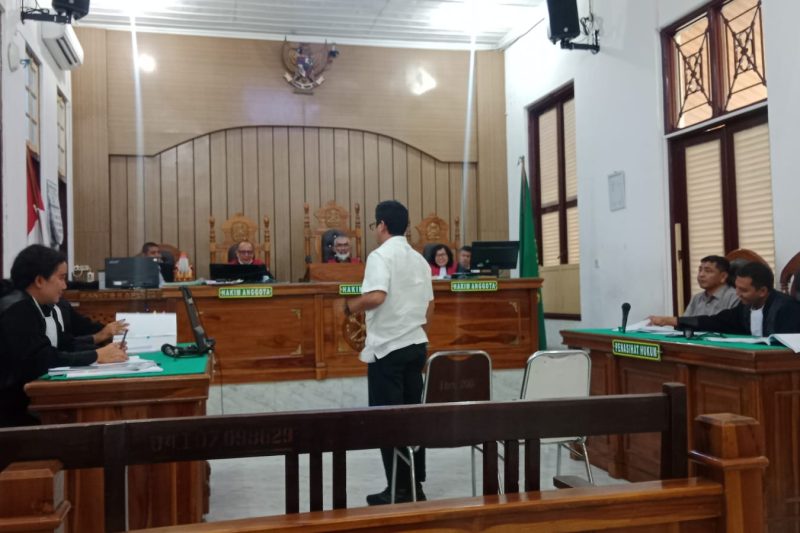Kacadisdik Sumut, Abdul Kadir Simorangkir dihadirkan sebagai saksi kasus dugaan korupsi di Pengadilan Tipikor Medan, Rabu (16/7) sore.