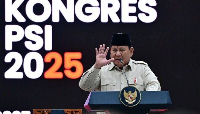 Prabowo Bongkar Rekayasa Tagar “Indonesia Gelap”: Dibayar Koruptor, Buzzer, dan Demo Pesanan