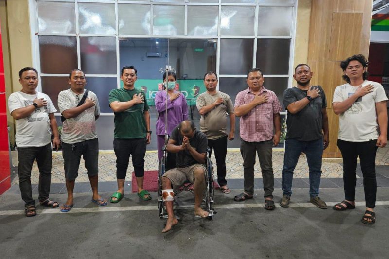 Unit Reskrim Polsek Patumbak meringkus pelaku pembunuhan usai kembali dari pelariannya, Senin (28/7/2025).